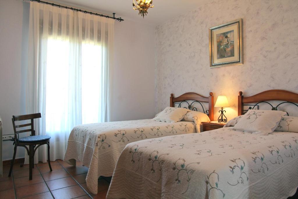 Hotel Los Arrenes De Таранкуэнья Номер фото